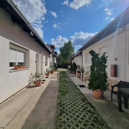 Hungaria *