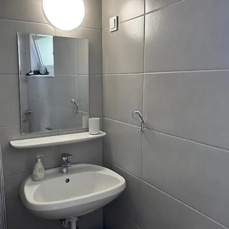 Hungaria Apartman *