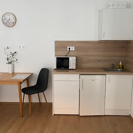 Apartman Hungaria *