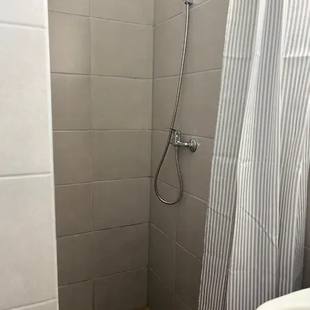 Hungaria Apartman *