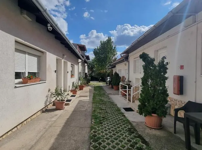 Hungaria *